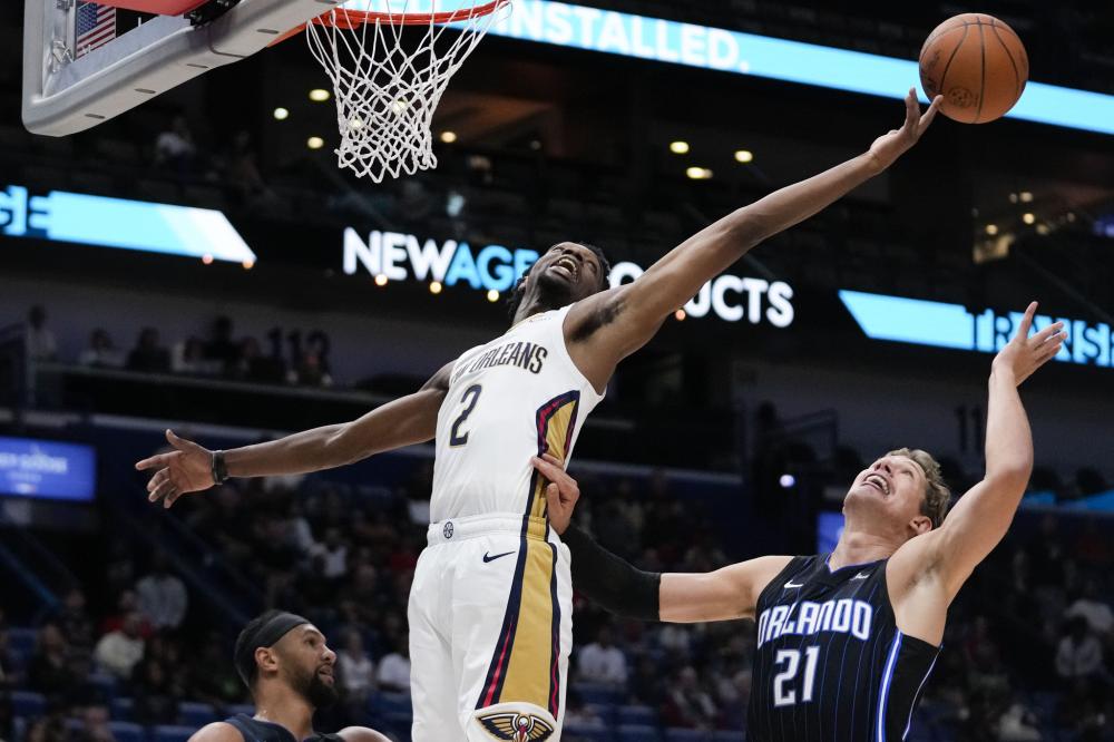 尤其是在两 尤其是在两