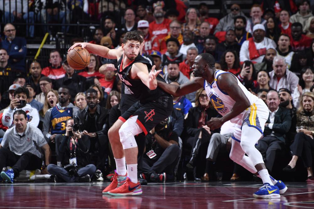 势扑朔迷离 势扑朔迷离