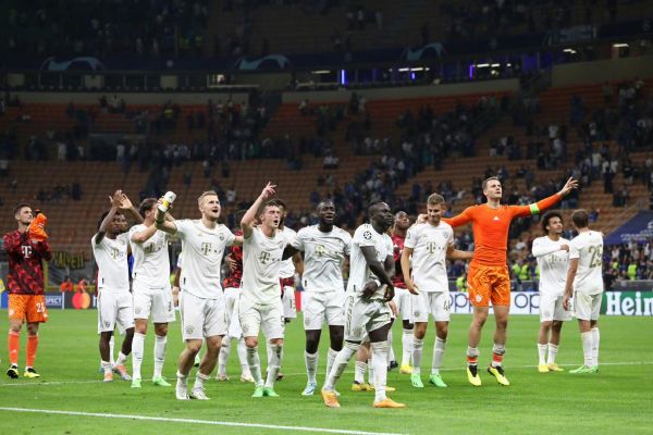 也是球迷们 也是球迷们