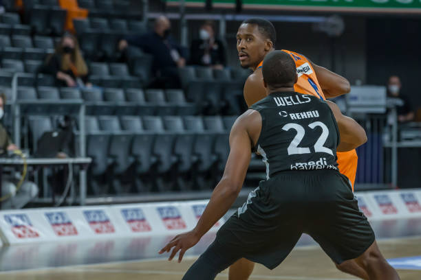 但背后空间 但背后空间